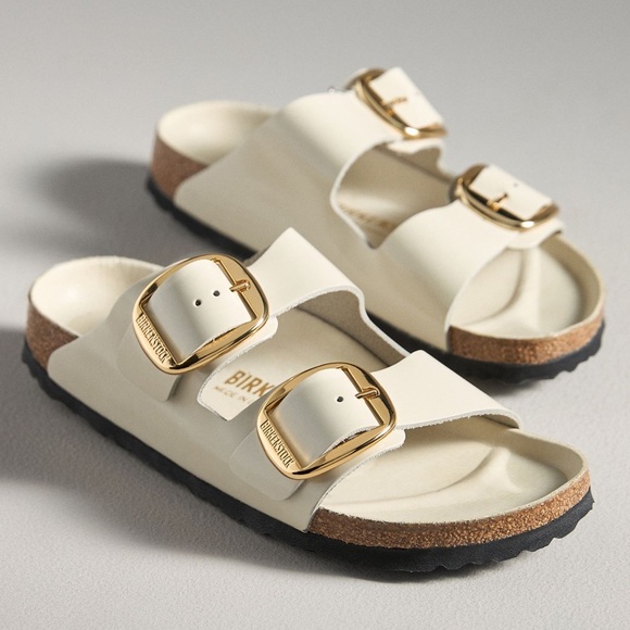 Birkenstock Shoes - NWOT Birkenstock Arizona High Shine Big Buckle - White